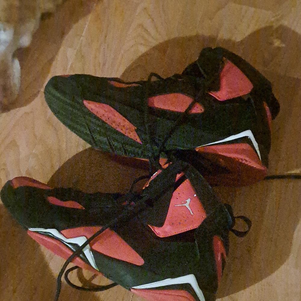 Jordan Men's Black and Red Basketball Shoes